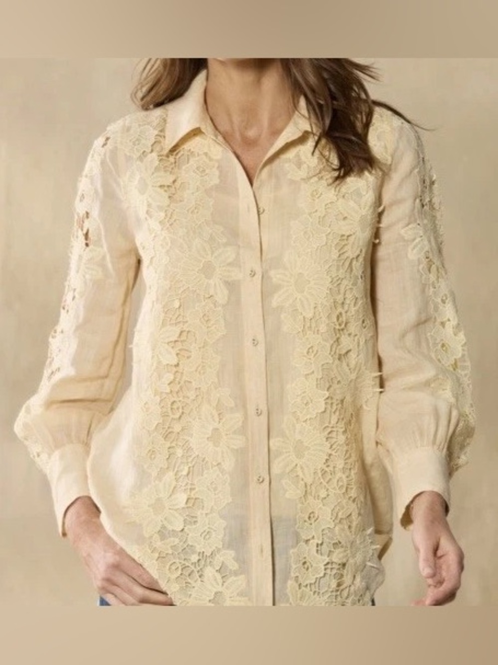 Sundance Pale Peach Blouse with Floral appliqué 🆕